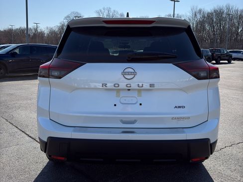 New 2026 Nissan Rogue SV image 7