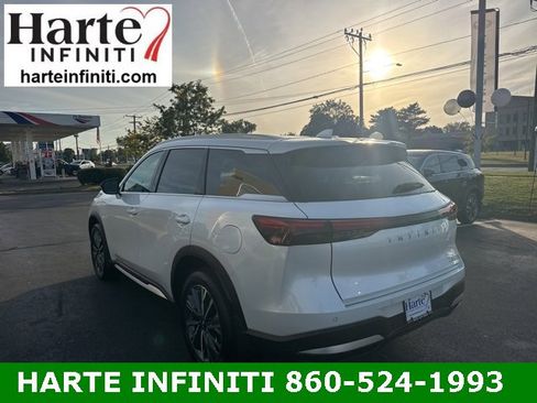 New 2026 INFINITI QX60 Luxe w/ Cargo Package image 4