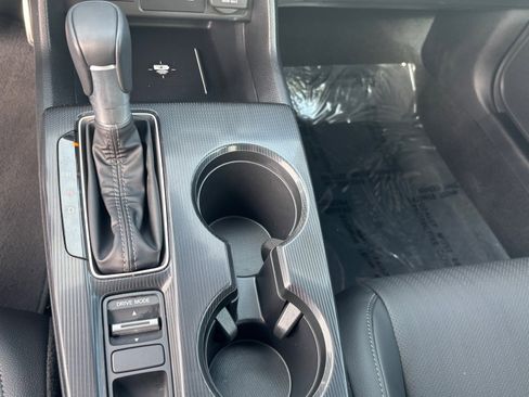 Used 2025 Honda Civic Sport image 23