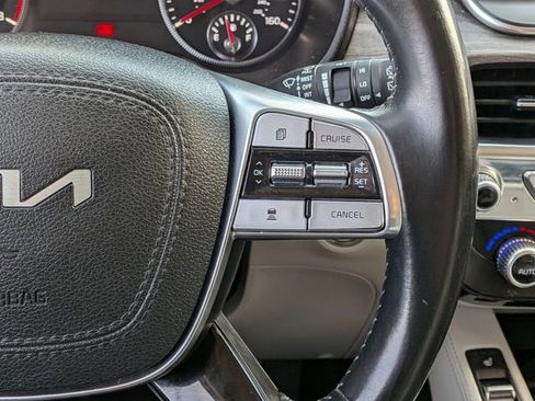 Used 2022 Kia Telluride EX w/ Towing Package image 16