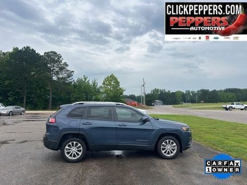 Used 2021 Jeep Cherokee Latitude FWD image 6
