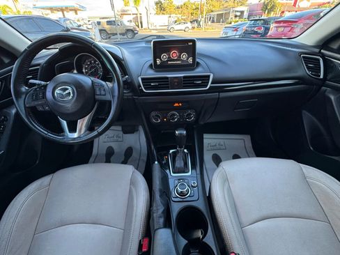 Used 2015 MAZDA MAZDA3 i Touring image 22