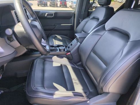 Used 2025 Ford Bronco Outer Banks AWD/4WD image 14