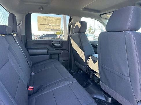 New 2026 GMC Sierra 2500 Pro w/ Convenience Package image 4