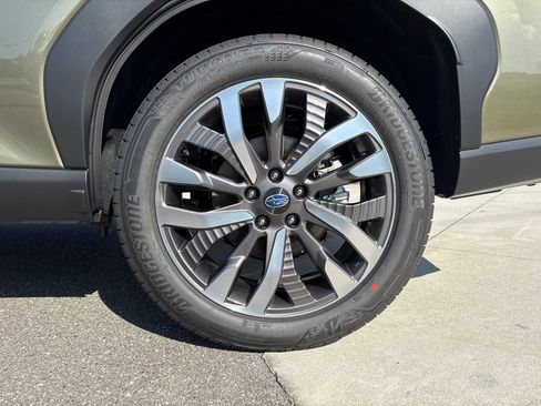 New 2026 Subaru Forester Touring AWD/4WD image 9