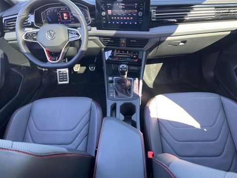 Used 2025 Volkswagen Jetta GLI Autobahn image 18