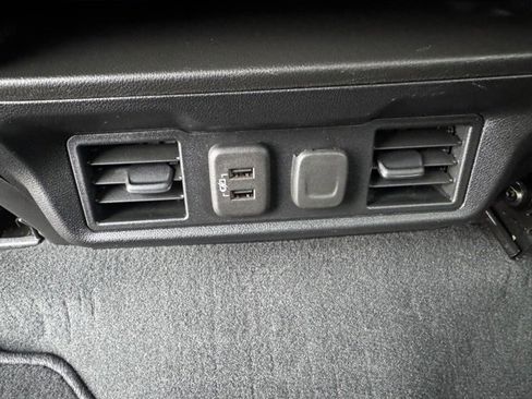 Used 2021 GMC Sierra 1500 SLT image 27