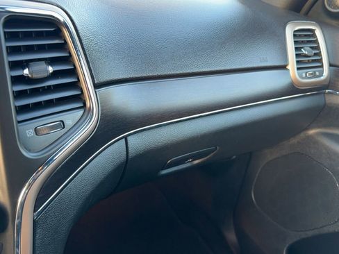 Used 2014 Jeep Grand Cherokee Limited RWD image 23