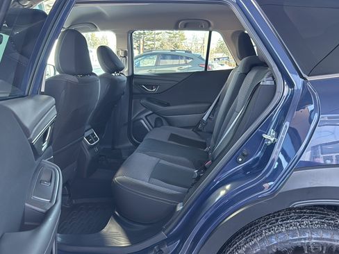 Used 2025 Subaru Outback Premium w/ Popular Package #1A image 18