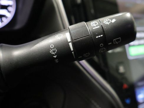 Used 2023 Subaru Outback Premium AWD/4WD image 37
