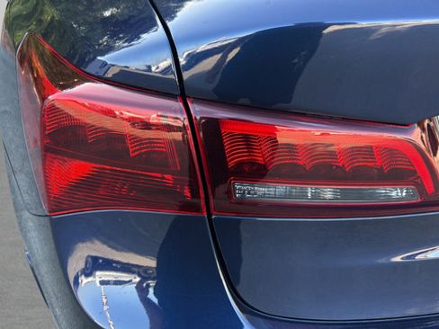 Used 2016 Acura TLX FWD image 33