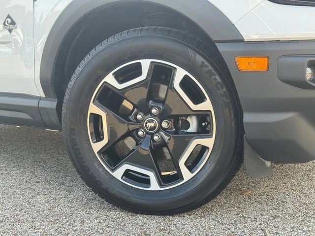 Used 2021 Ford Bronco Sport Outer Banks AWD/4WD image 2