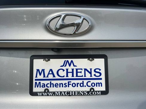 Used 2020 Hyundai Santa Fe SEL AWD/4WD image 6