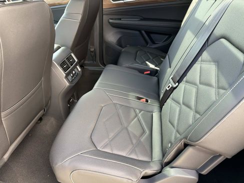 New 2026 Volkswagen Atlas SE AWD/4WD image 11