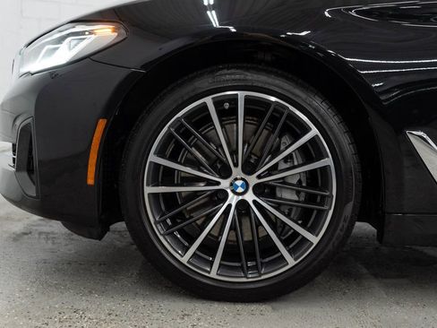 Used 2023 BMW 540i xDrive w/ Premium Package image 36