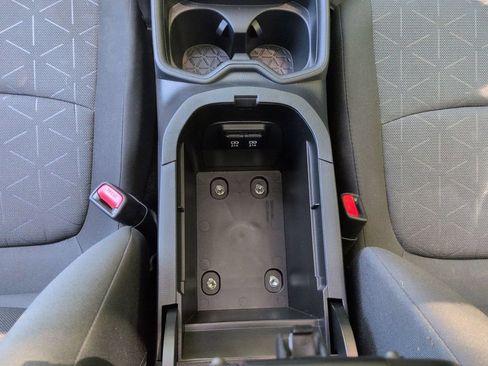 Used 2020 Toyota RAV4 XLE w/ Convenience Package AWD/4WD image 26