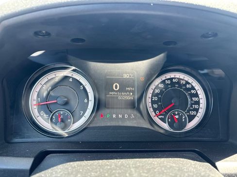 Used 2018 RAM 1500 Tradesman RWD image 4