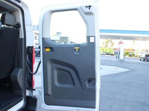 Used 2023 Ford Transit 350 XLT image 38