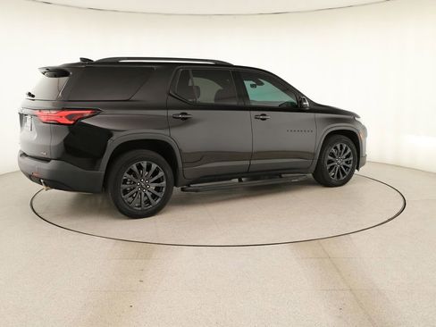 Used 2023 Chevrolet Traverse RS w/ LPO, Roadside Safety Package AWD/4WD image 7