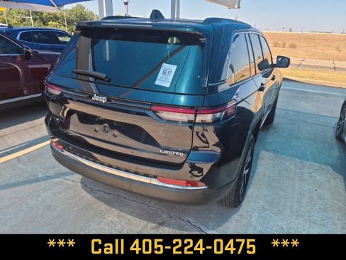 Used 2023 Jeep Grand Cherokee Limited RWD image 16