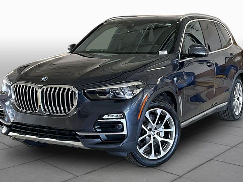 Used 2019 BMW X5 xDrive40i w/ Premium Package 2 AWD/4WD image 2