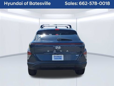 Used 2025 Hyundai Kona SEL AWD/4WD image 4