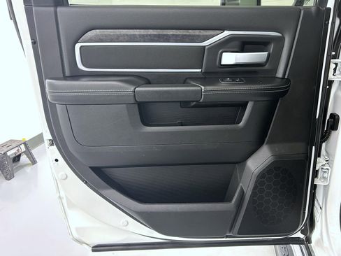 Used 2024 RAM 2500 Big Horn image 20