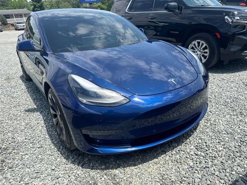 Used 2022 Tesla Model 3 Performance AWD/4WD image 2