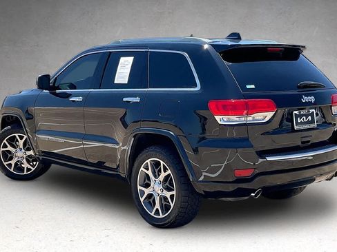 Used 2018 Jeep Grand Cherokee Overland RWD image 4