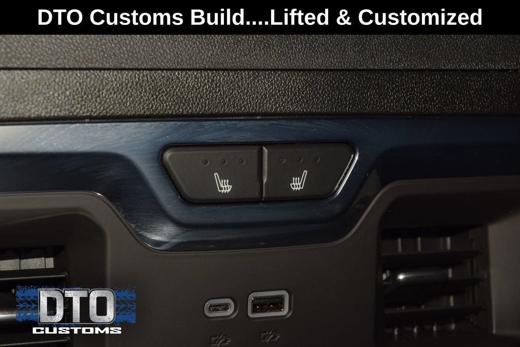 Used 2025 Chevrolet Silverado 1500 High Country w/ Midnight Edition AWD/4WD image 40