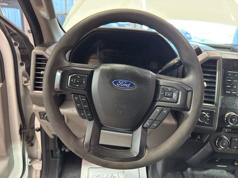 Used 2018 Ford F250 XL w/ Power Equipment Group AWD/4WD image 14