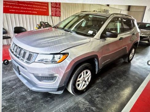 Used 2018 Jeep Compass Sport w/ Tech Group AWD/4WD image 1