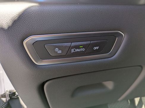 New 2026 BMW X7 xDrive40i AWD/4WD image 16