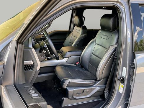 Used 2018 Ford F150 Raptor w/ Equipment Group 802A Luxury AWD/4WD image 7