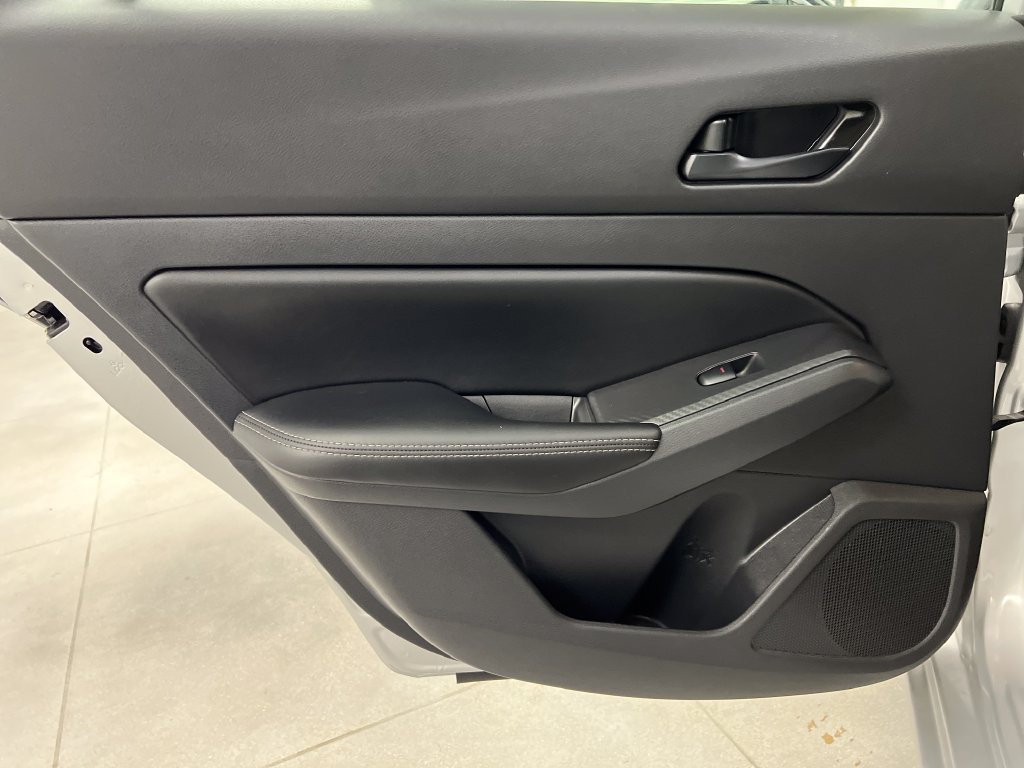 Used 2026 Nissan Altima 2.5 SV FWD image 18