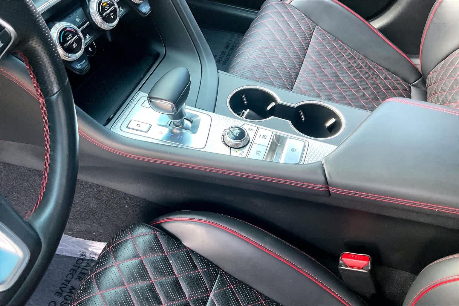 Used 2023 Genesis G70 3.3T w/ Sport Prestige Package RWD image 17