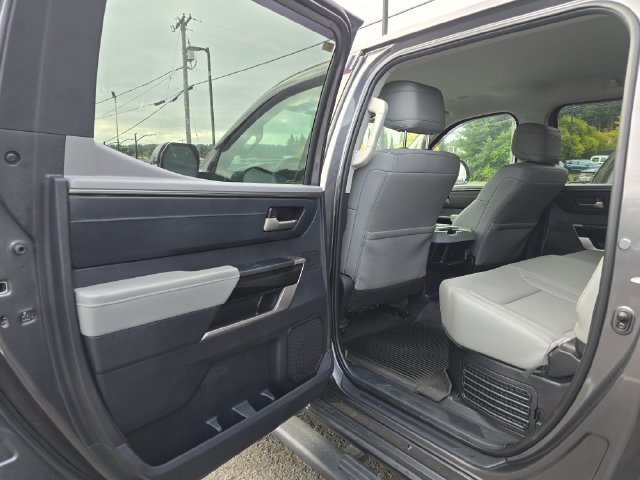 Used 2022 Toyota Tundra Limited AWD/4WD image 15