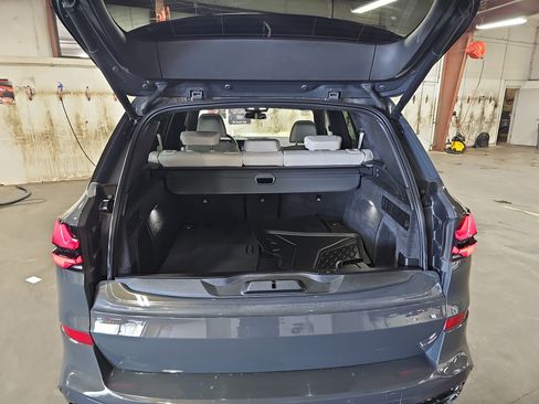 Used 2025 BMW X5 xDrive40i w/ M Sport Package image 13