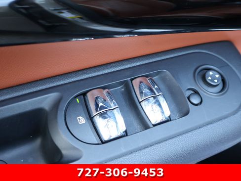 Used 2022 MINI Cooper Clubman S w/ Signature Upholstery Package image 16