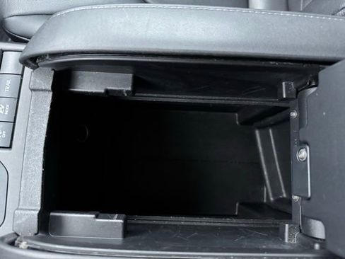 Certified 2020 Toyota Highlander XLE image 25