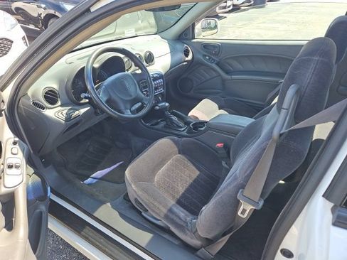 Used 2001 Pontiac Grand Am GT w/ Solid Value Appearance Pkg FWD image 13