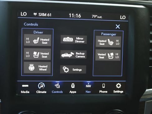 Used 2018 RAM 1500 Laramie w/ Convenience Group AWD/4WD image 26