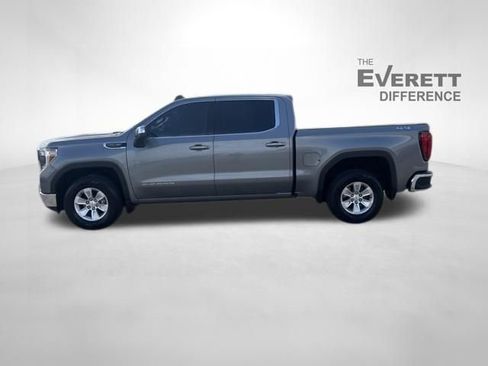 Used 2022 GMC Sierra 1500 SLE image 4