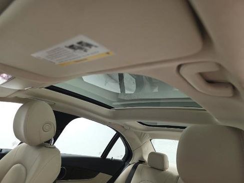 Used 2018 Mercedes-Benz C 300 Sedan image 6