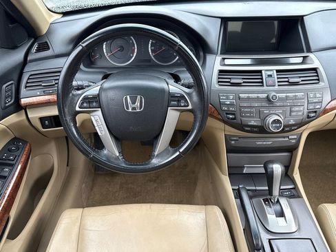 Used 2011 Honda Accord EX-L image 17