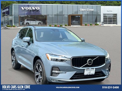 Certified 2022 Volvo XC60 B5 Momentum w/ Climate Package image 1