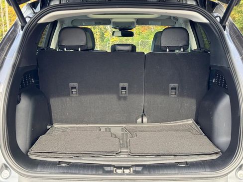 Used 2022 Ford Escape Titanium w/ Class II Trailer Tow Package image 4