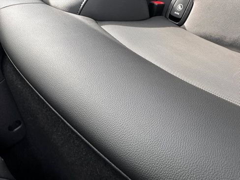 Used 2020 MINI Cooper S image 11