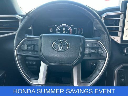 Used 2025 Toyota Tundra Limited AWD/4WD image 16