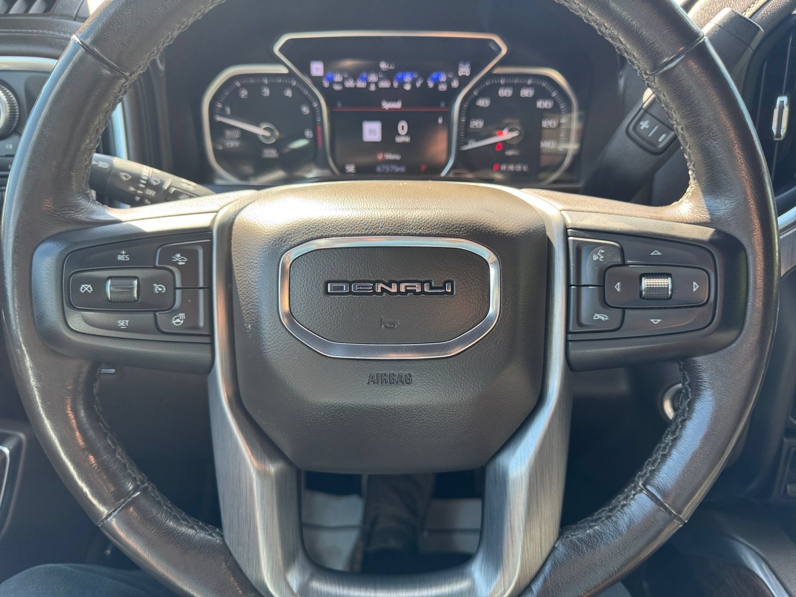 Used 2020 GMC Sierra 1500 Denali w/ Denali Ultimate Package AWD/4WD image 14